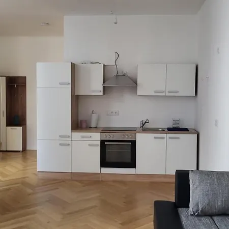 Sweet T7 Apartment *