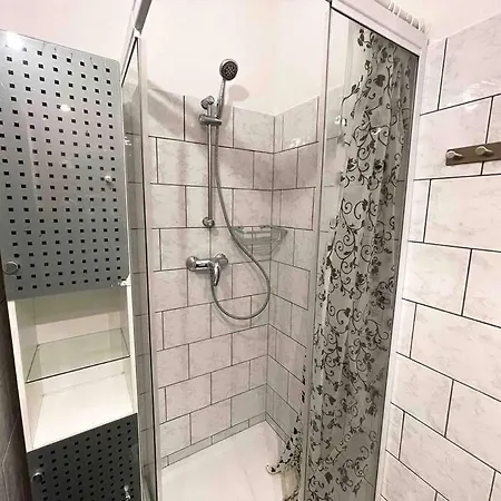 Apartment 10 Min To Center & Hauptbahnhof Studio *