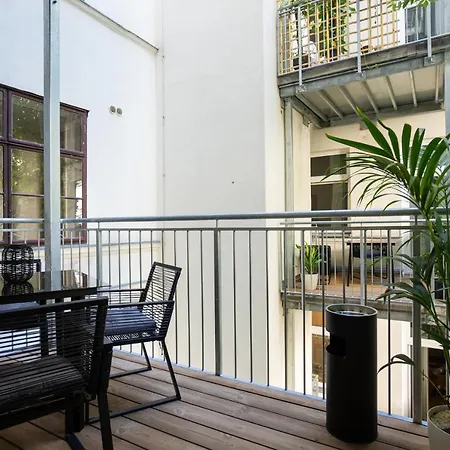 Apartment Brand-new With A Patio Vienna