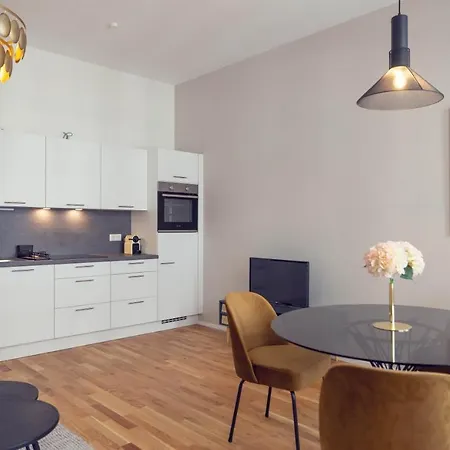 Apartment The 77 Emma *