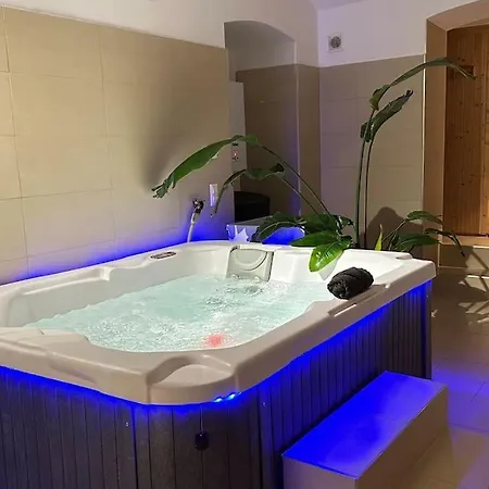Apartment African Paradise With Jacuzzi & Sauna