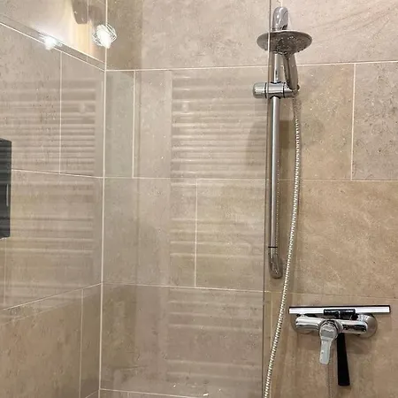 Apartment African Paradise With Jacuzzi & Sauna Vienna