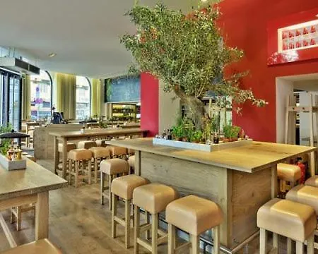 Apartment Family Deluxe A Stone Throw From The Centre And Danube