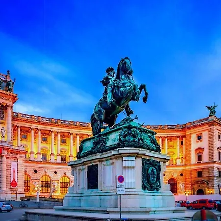 Apartment Family Deluxe A Stone Throw From The Centre And Danube Vienna