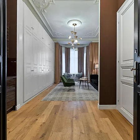 Garnisongasse - Luxurious Close To The Centre Apartment *
