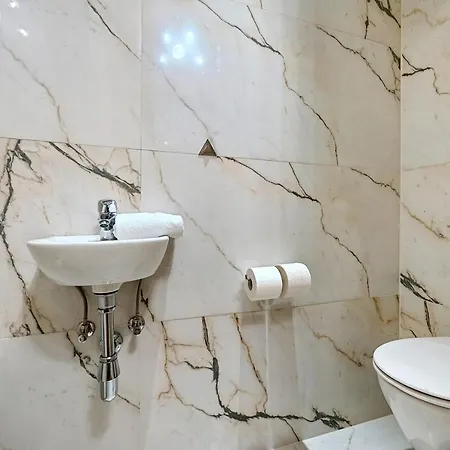 Garnisongasse - Luxurious Close To The Centre Apartment