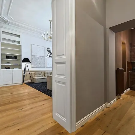 Garnisongasse - Luxurious Close To The Centre Apartment *