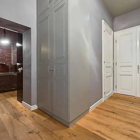 Apartment Garnisongasse - Luxurious Close To The Centre Vienna