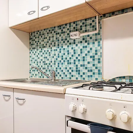 Elegant Haven: Stylish And Spacious 3br Apartmán