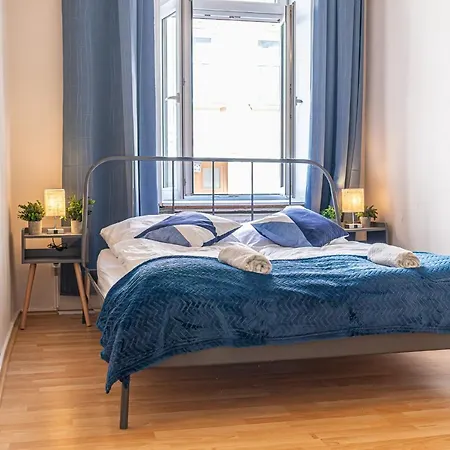 Elegant Haven: Stylish And Spacious 3br Apartmán