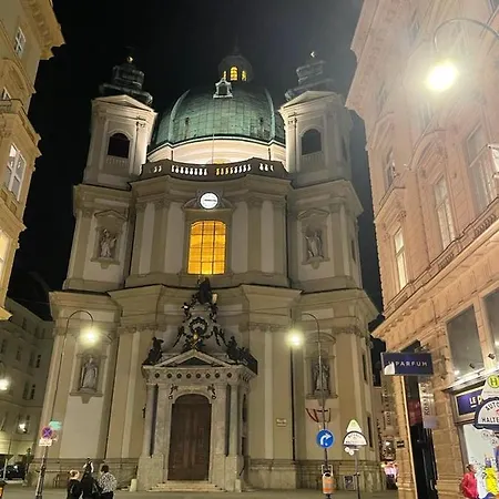 St Stephen's Apartment Vienna