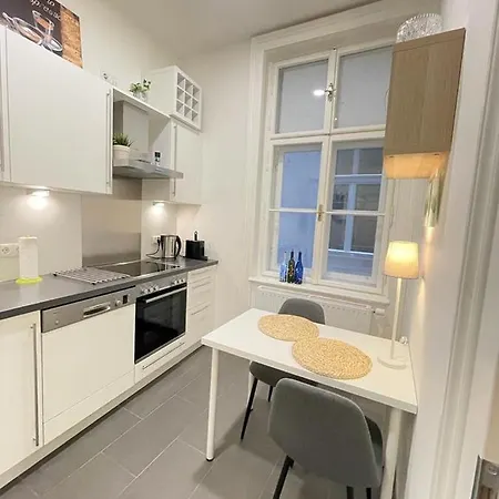 Apartment St Stephen's *