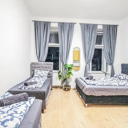 Comfort Quad Hn Apartment Vienna