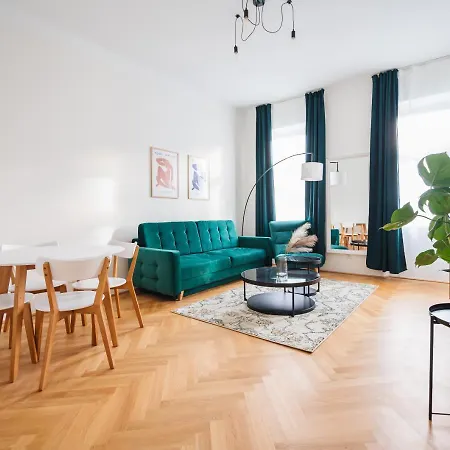 Apartment Brand Cozy *