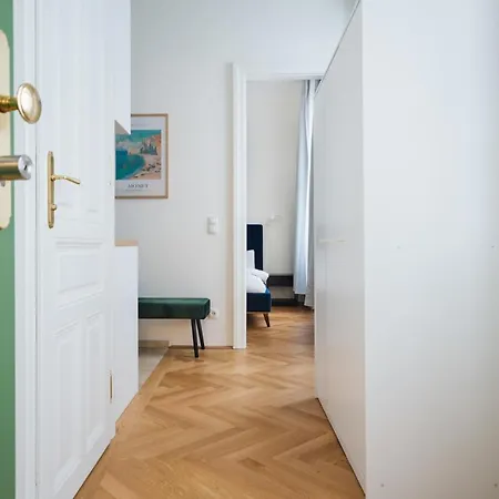 Brand Cozy Vienna