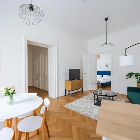 Brand Cozy Apartment