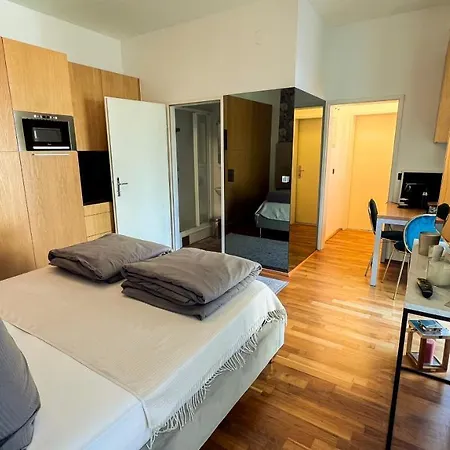 Apartment Triangle City Center Vienna