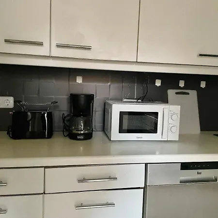 100m2 Flat With Balcony Near Mariahilferstrasse - Free Parking Apartment *