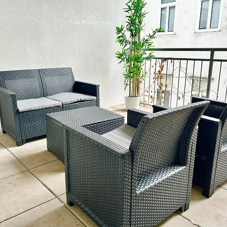 100m2 Flat With Balcony Near Mariahilferstrasse - Free Parking Vienna