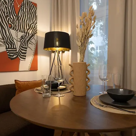 Stylish 1-bedroom With A Terrace *