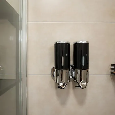 Stylish 1-bedroom With A Terrace Apartment *