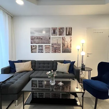 Apartment Superb Between Westbahnhof And Schloss Schonbrunn Vienna