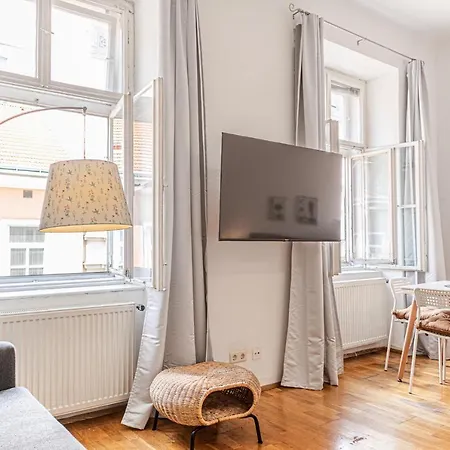 Apartment Sweet 2br Perfect For Longstays Near Rennweg *