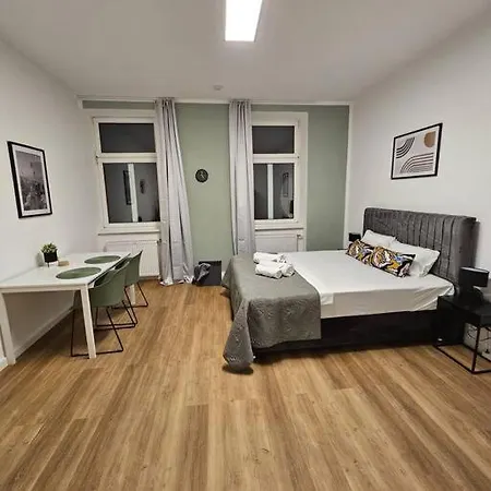 Comfort-suite 10 Min To Center Διαμέρισμα