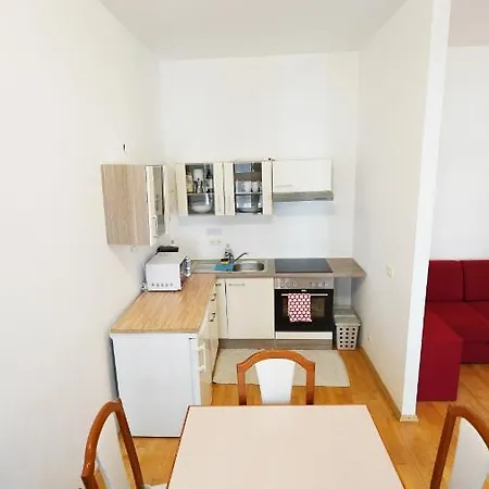 Cozynite Premium Hernals 1 Apartamento *