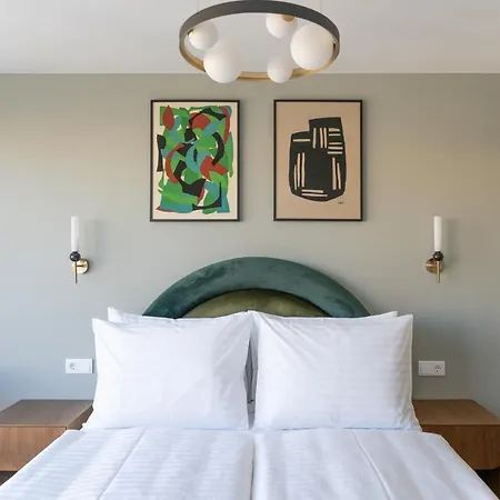 Aparthotel Numa Terra 4*