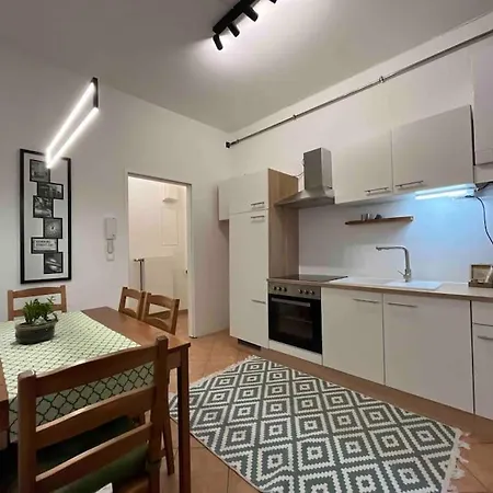 Schickes & Gemuetliches Appartement *