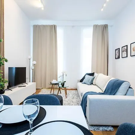 Orestaliving - Spacious 2br On The Danube Canal Apartament *