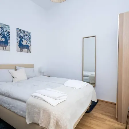 Apartment Orestaliving - Spacious 2br On The Danube Canal *