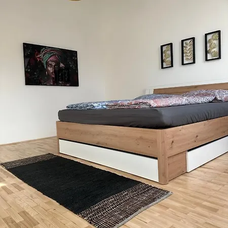 Klimatisiertes Dachgeschoss City In Zentrum Wiens Apartment *