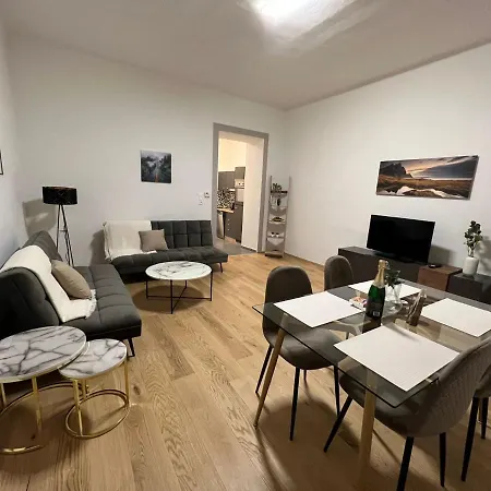 Apartment Cozy Homes *