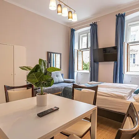 Apartment Cozy & Stylish 1-br Retreat-perfect Getaway Vienna