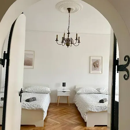 Apartment 110m2 Stylish 4 Bedroom Vienna