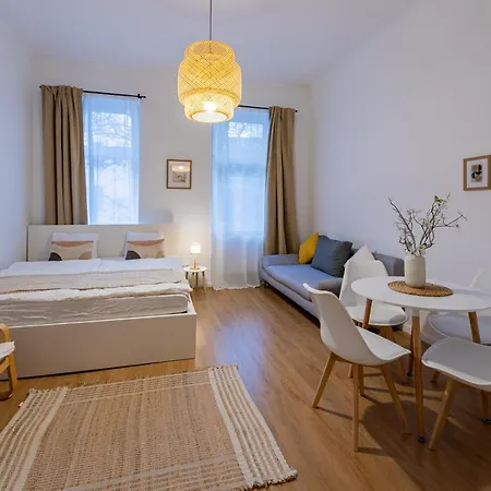 Aparthotel My Bright