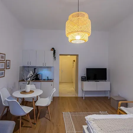 My Bright Aparthotel