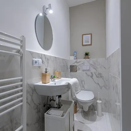 My Bright Aparthotel Vienna