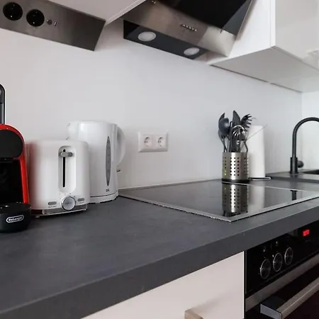 Apartamento New! Convenient Viennalove Wienmeidling *