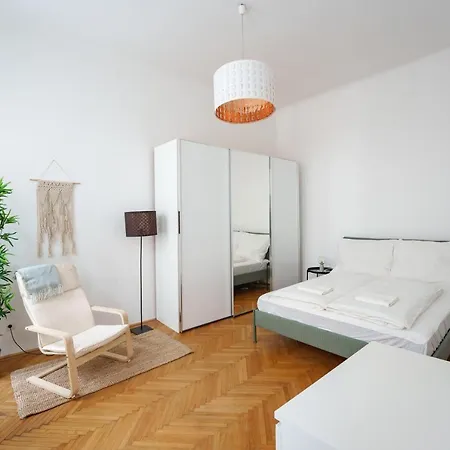 1020 Apartmán *
