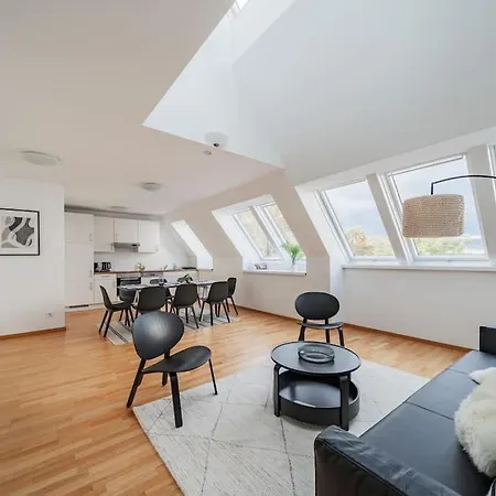 Apartment Chic #20 *
