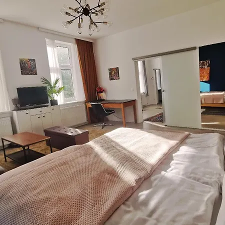 Palm Apartment Wien