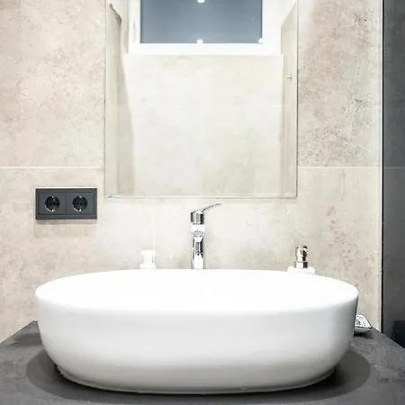 Apartment Komfortable Schoenbrunn Vienna