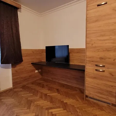 Premium Apartment *