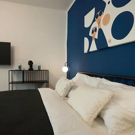 Apartment Modern With A Balcony Near Belvedere *