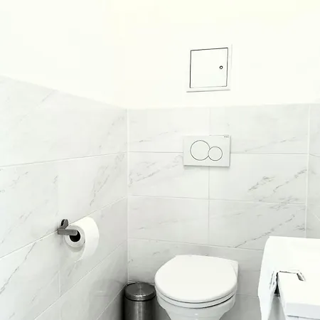 Spacious Penthouse In Favoriten Wien