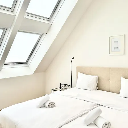 Spacious Penthouse In Favoriten * Wien