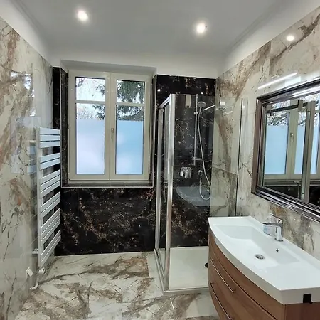 Premium Apartment